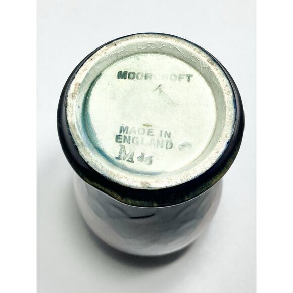 1920s Moorcroft “Pomegranate” Mini Ceramic Bud Vase, 4” Signed - Picture 10 of 10